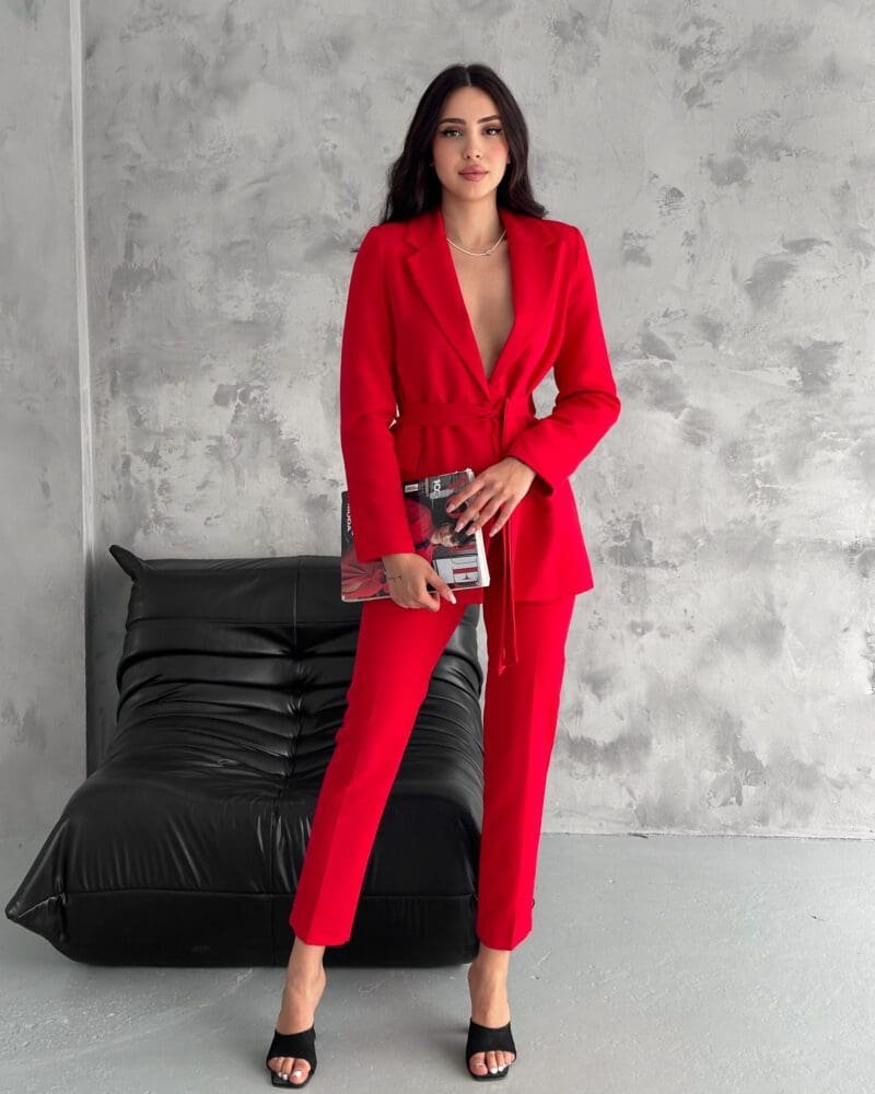 Elegant Blazer & Flexi Trousers Duo - Red