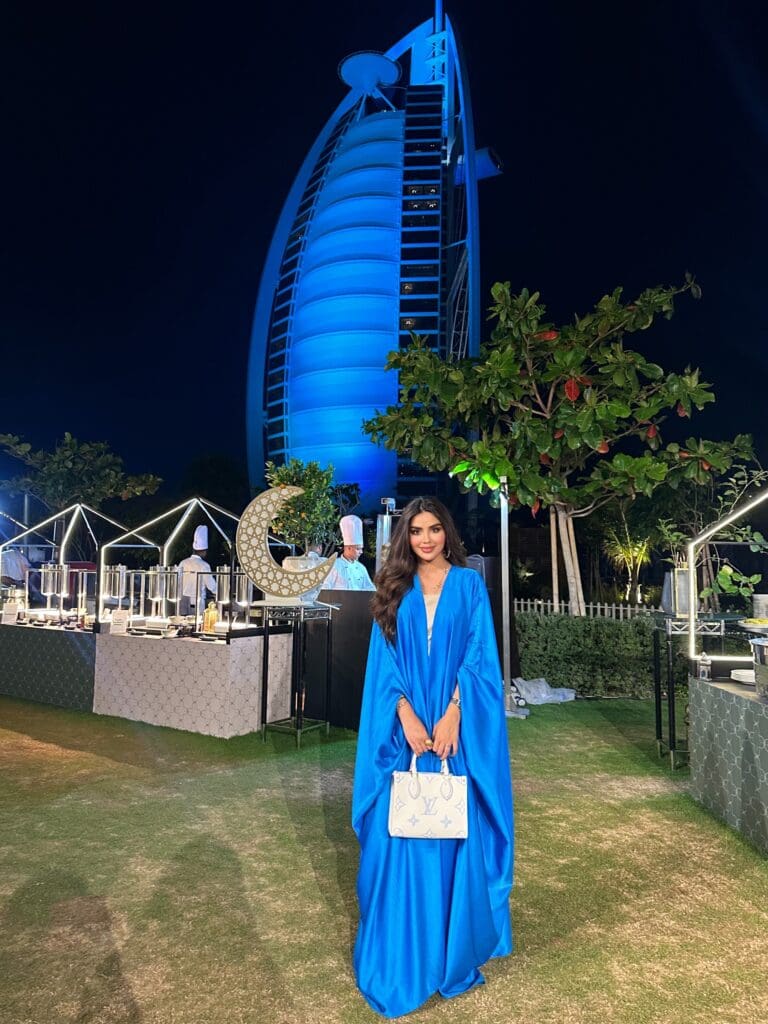 Yamama (يمامة) Abaya - Royal Blue