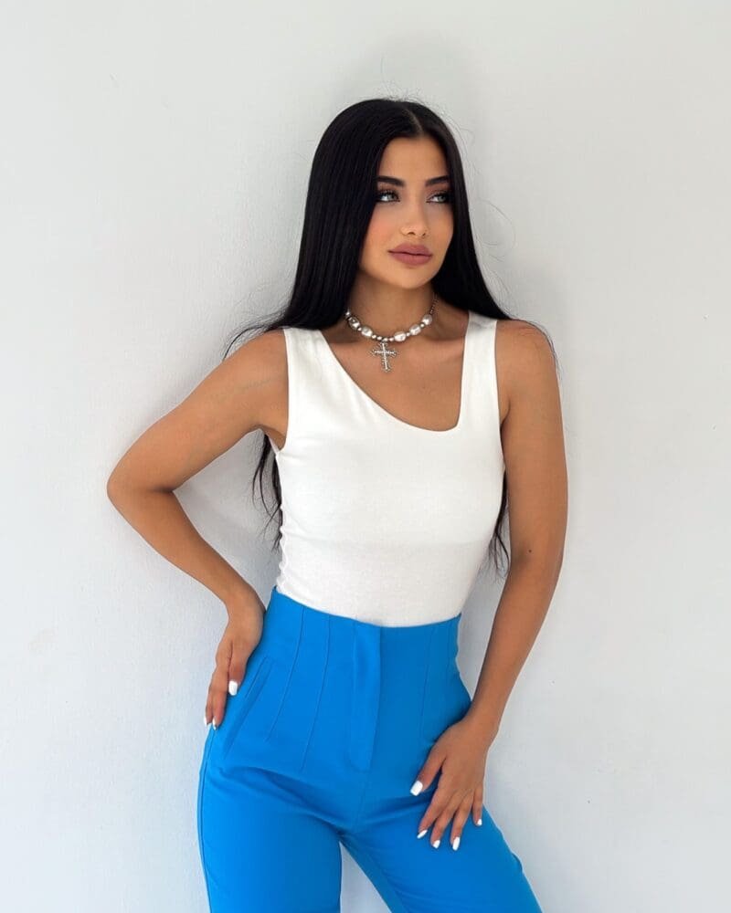 V-Cut White Top