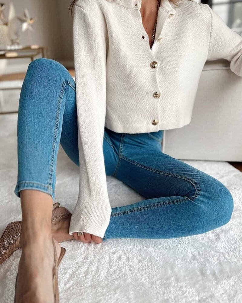 Ultra Luxury Quality Gold Button Knitted Cardigan Cream