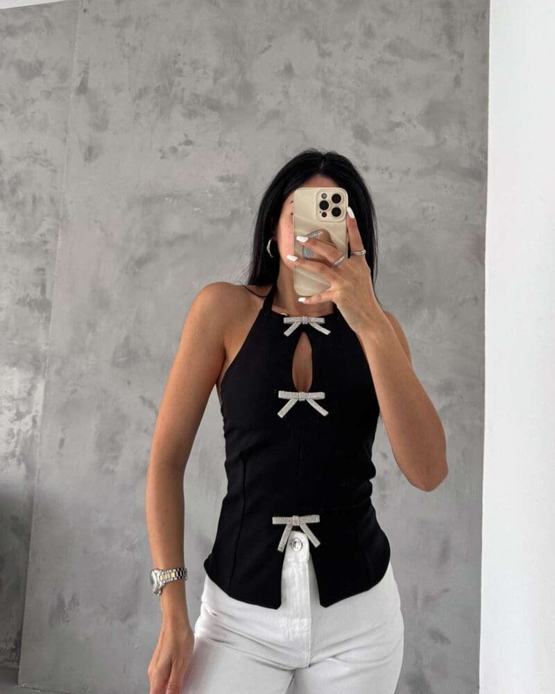 Chic Bow Top