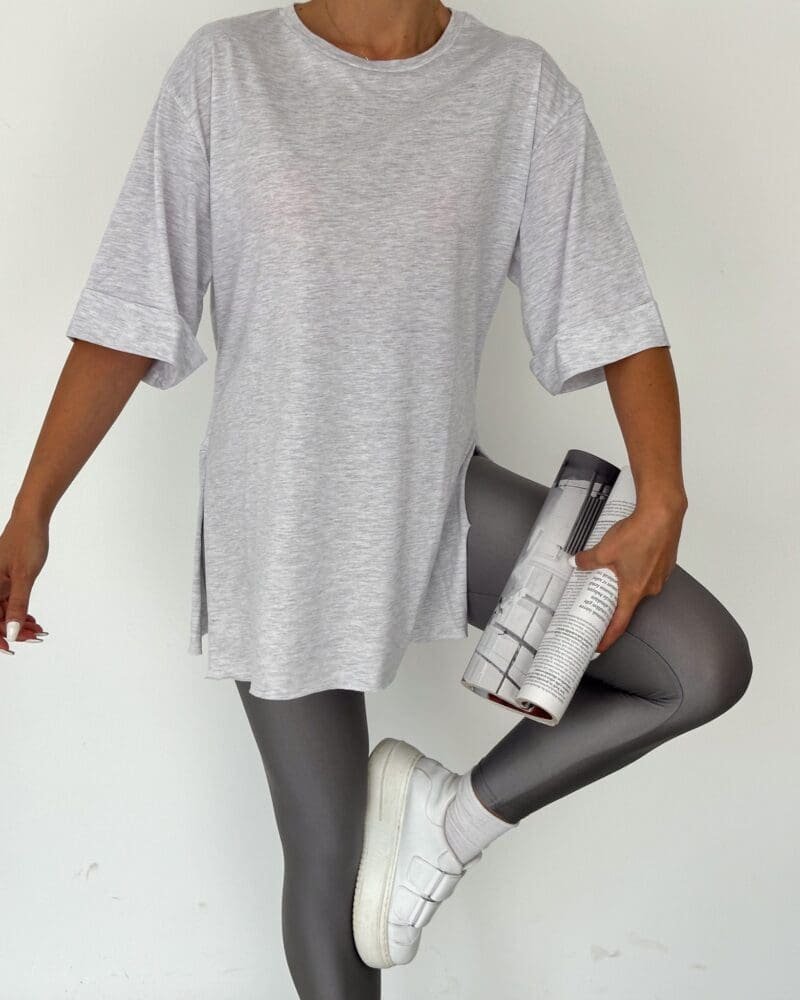 Round-neck side-slit grey t-shirt-¾ Sleeve