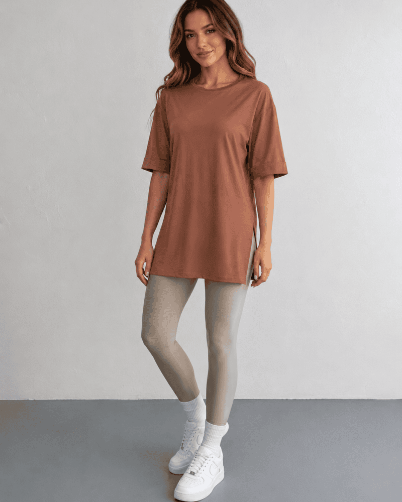 Round-neck side-slit brown t-shirt-¾ Sleeve