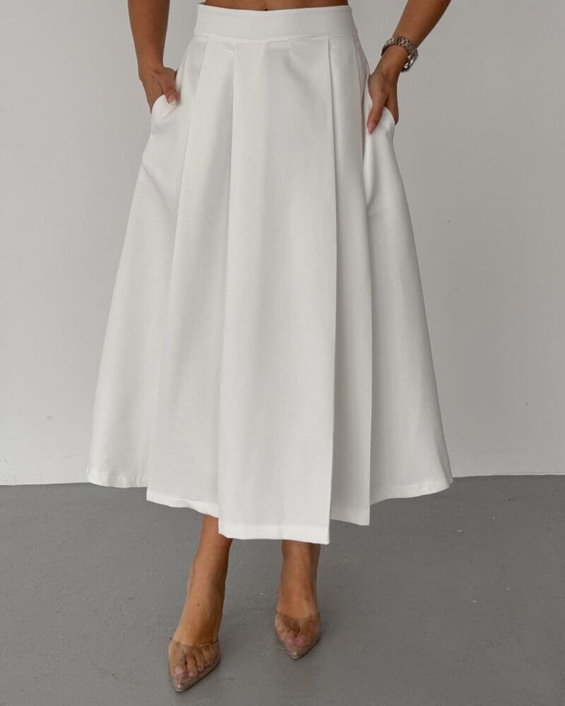 Elegant White Flow Skirt