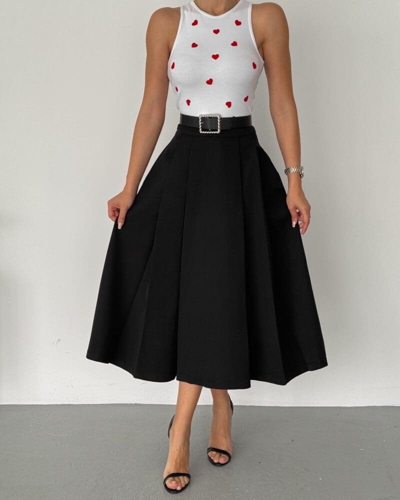 Elegant Black Flow Skirt