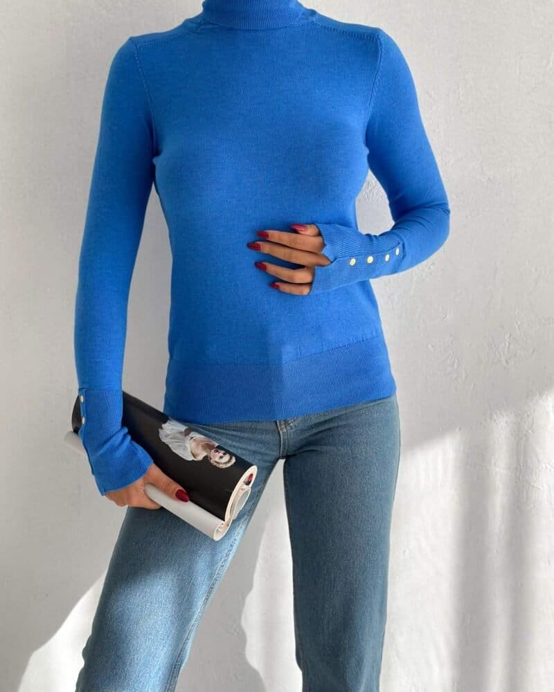 Ivory Chic High-Neck Blue