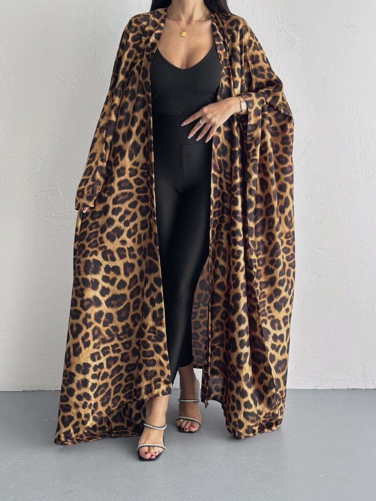 Tharaa  Leopard  Abaya