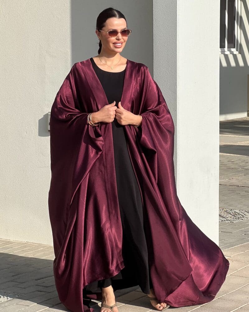 YAMAMA (يمامة) ABAYA – Maroon
