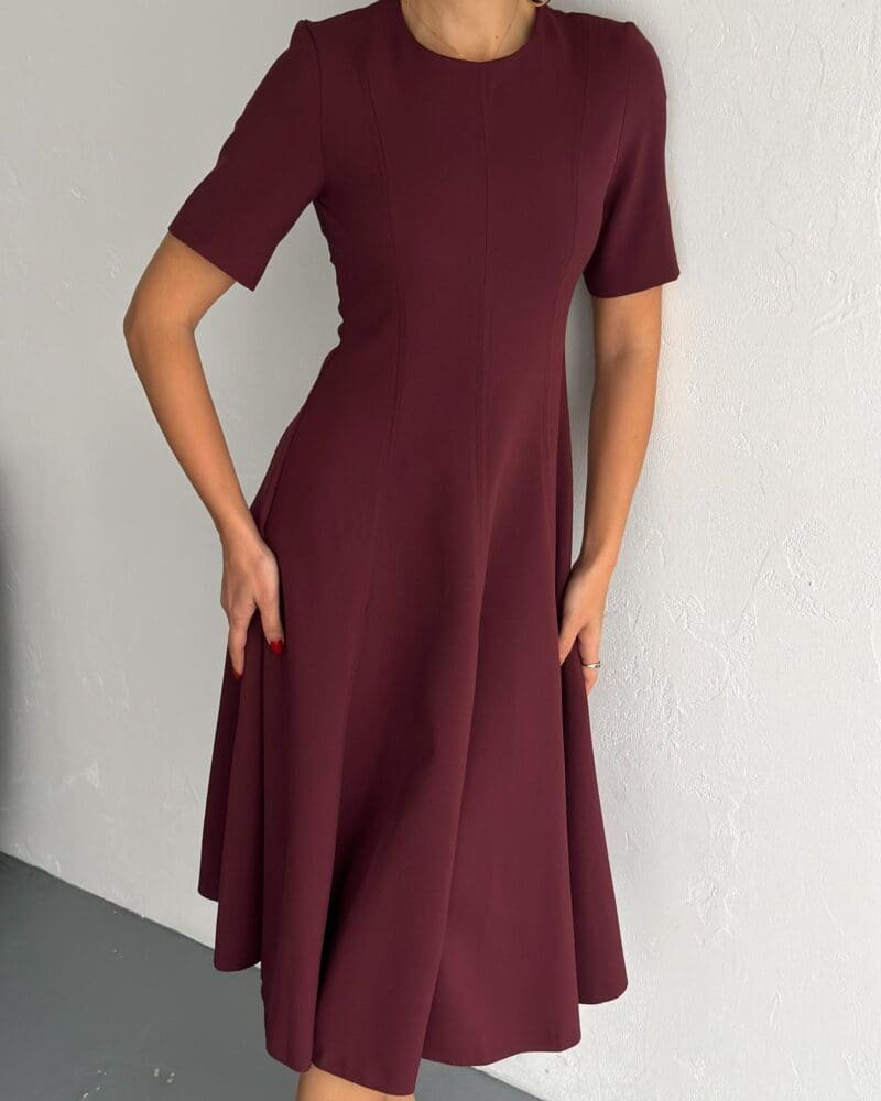 Essential Midi Dress - Maroon