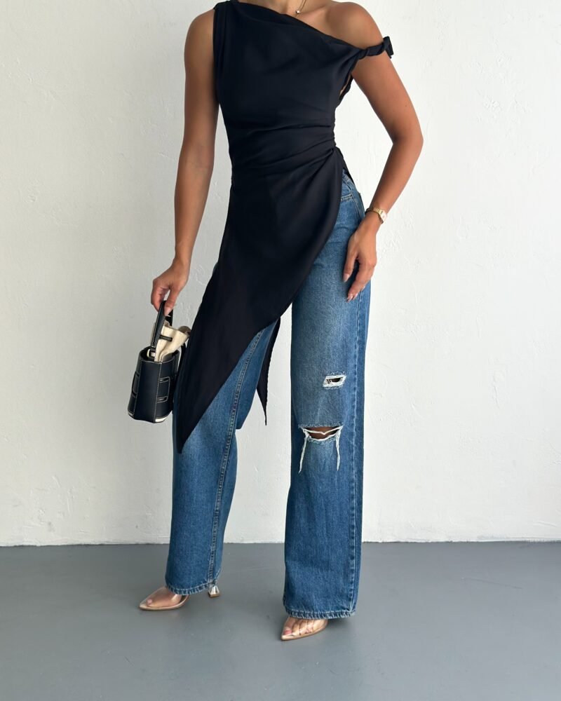 The Draped Muse Top Black