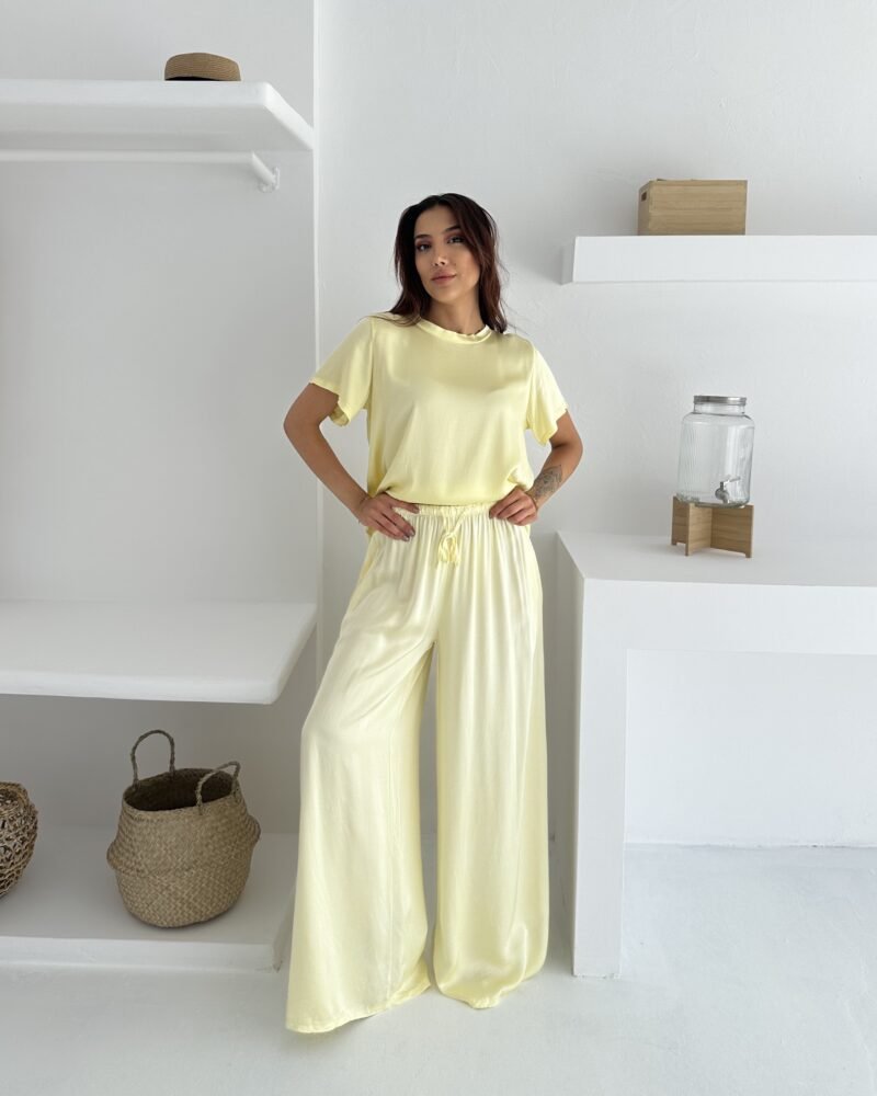 Luna Satin Set – Pastel Yellow