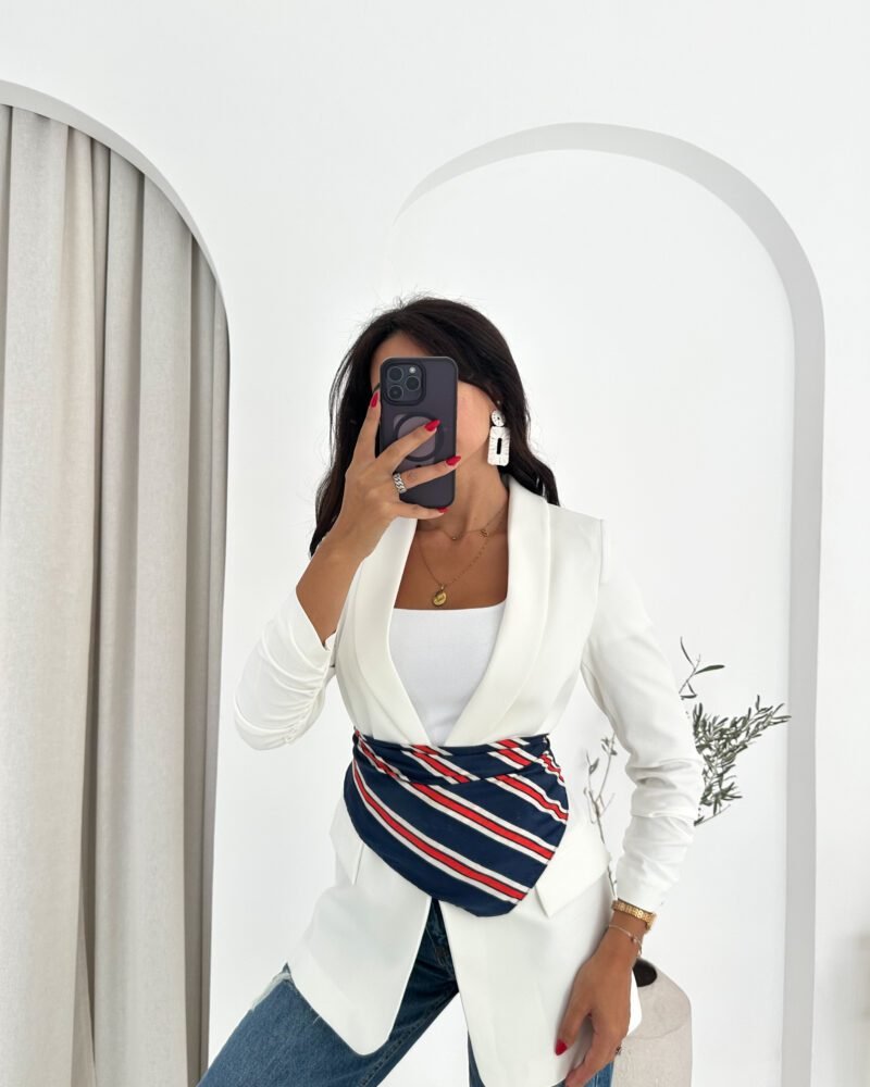 EVERYDAY BLAZER- White