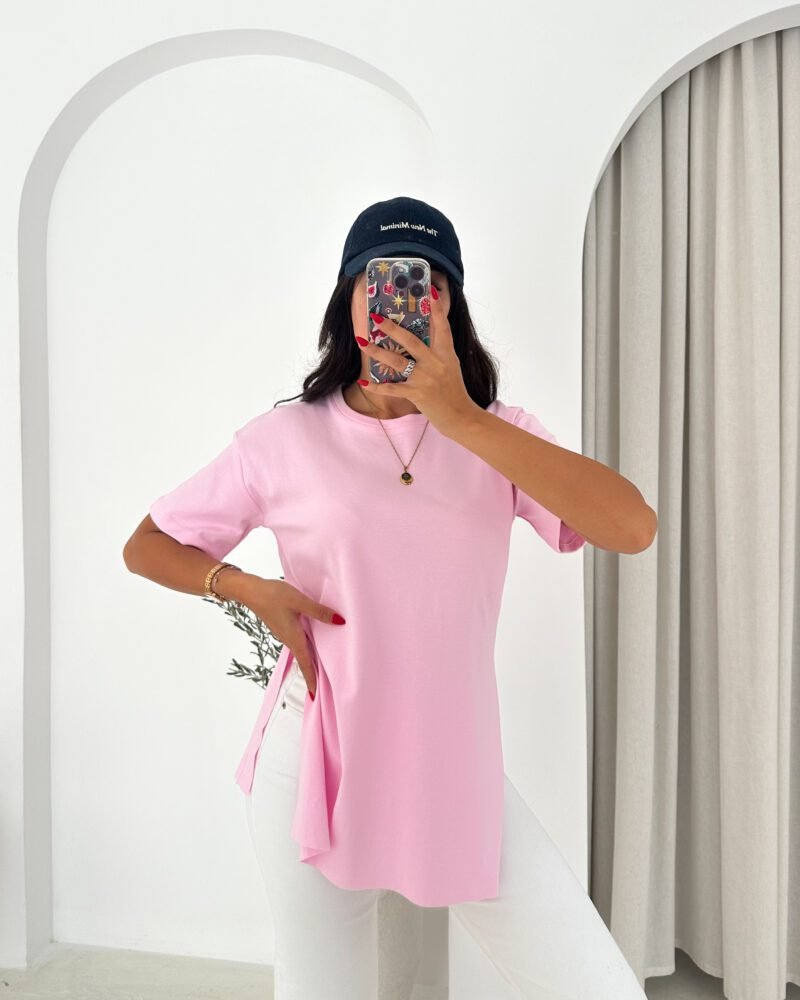 Round-Neck Side-Slit Baby Pink T-Shirt