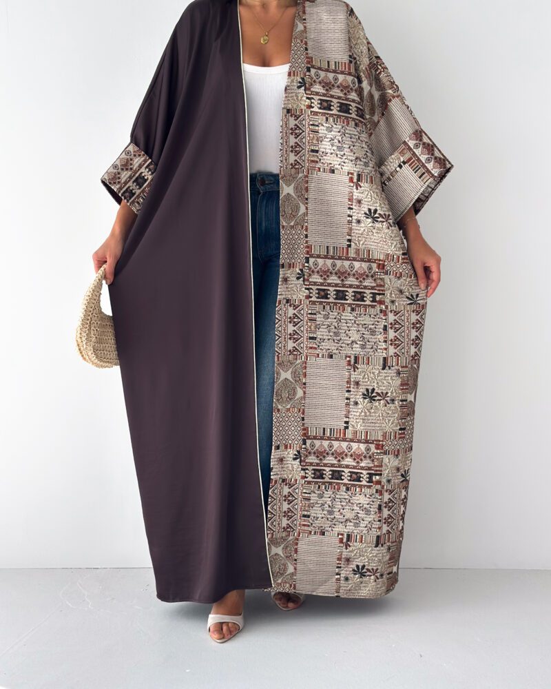 Nomad Contrast Abaya